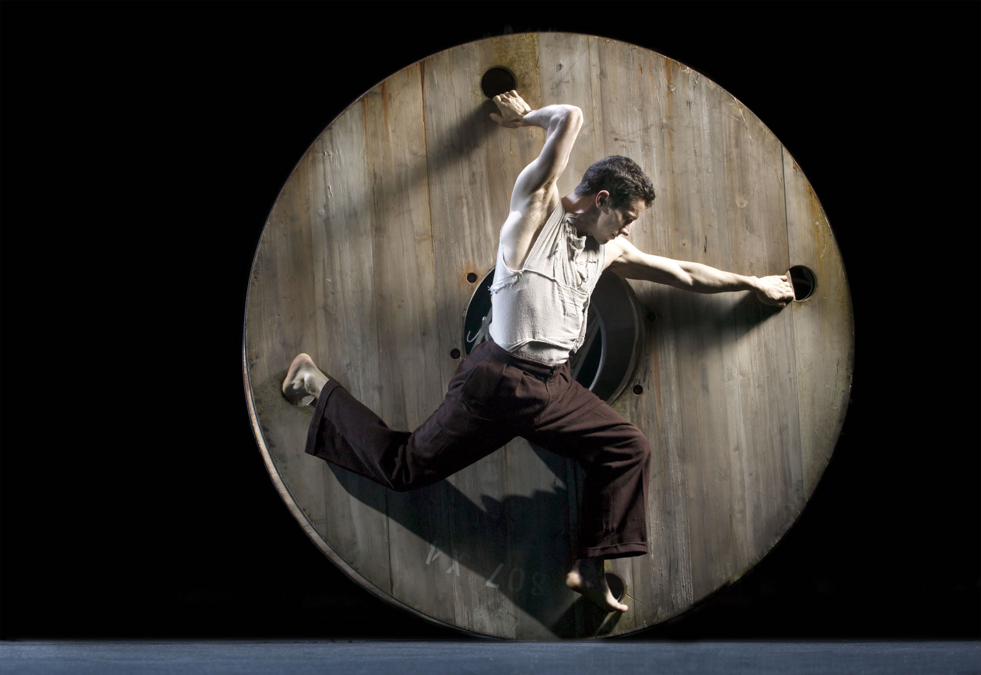 Richard Haughton - James Thiérrée Abyss